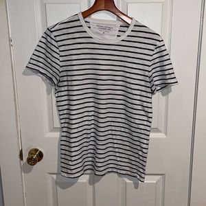 BANANA REPUBLIC MENS STRIPED TEE